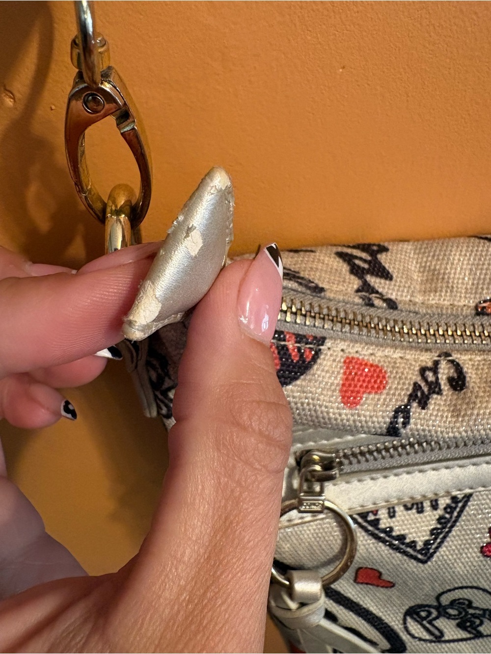 Coach poppy y2k crossbody shoulder bag heart rate - Picture 8 of 11